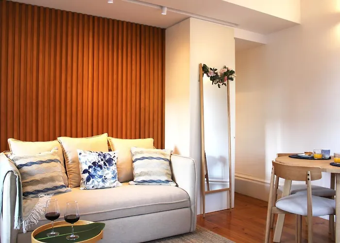 Living Aliados Mezzanine Flat W/ Ac Oporto