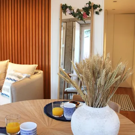 Living Aliados Mezzanine Flat W/ Ac Porto