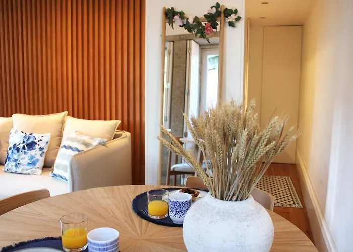 Living Aliados Mezzanine Flat W/ Ac Porto