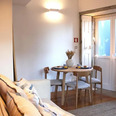 Living Aliados Mezzanine Flat W/ Ac 아파트